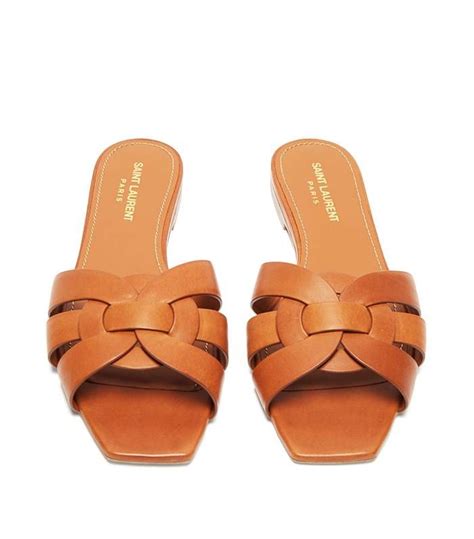 The Most Classic Sandals for Ladies, According to an Editor